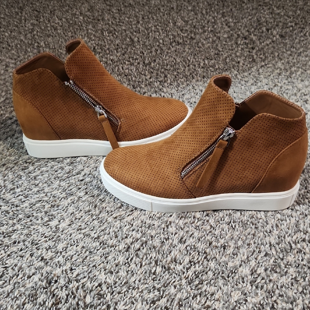 JustFab Tan Wedge Sneakers